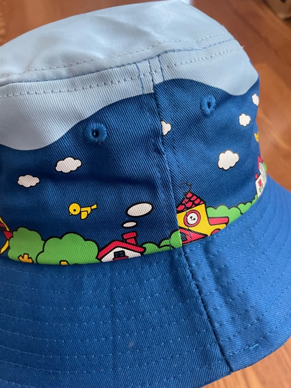 Hypland x Hello Kitty Bucket Hat Carnival Blue NWT Sanrio Collab